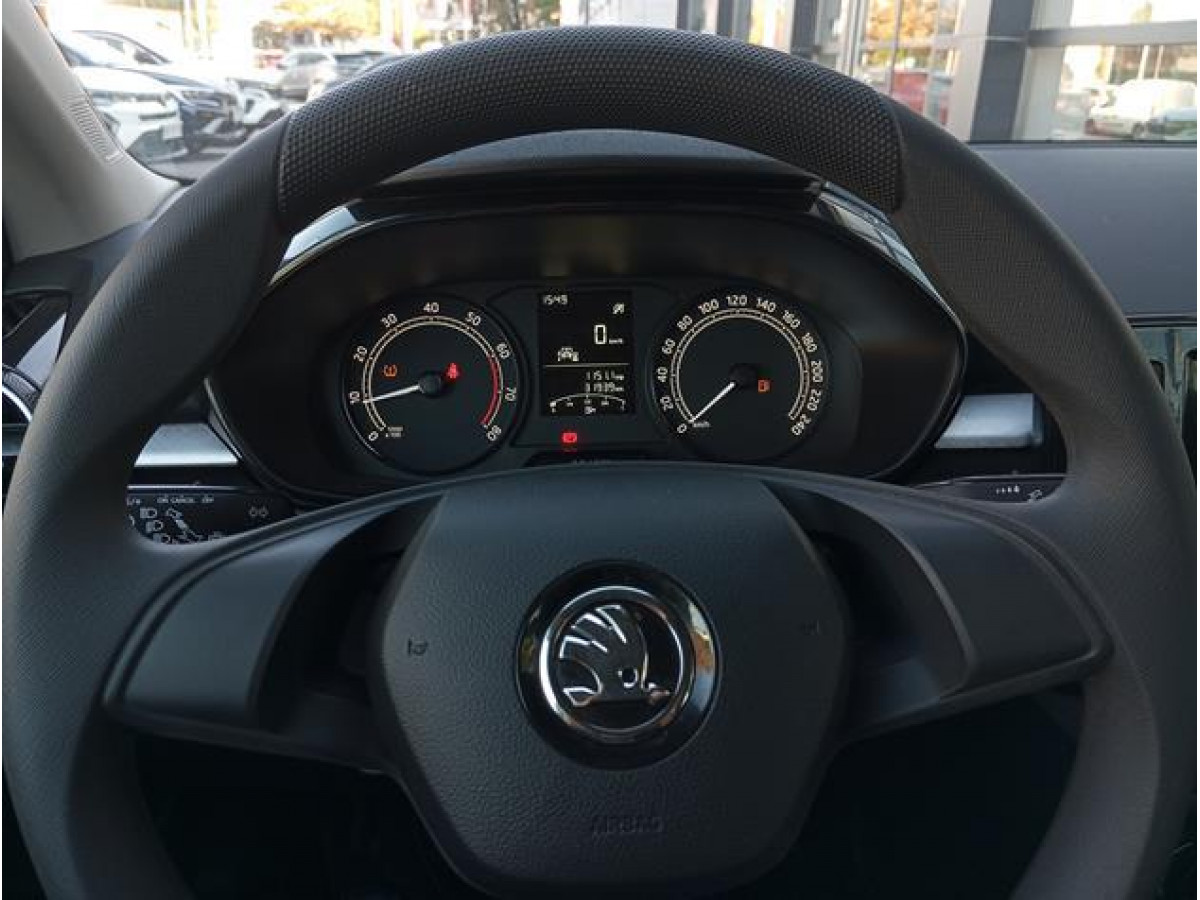 Škoda Fabia 1.0 Essence TNG