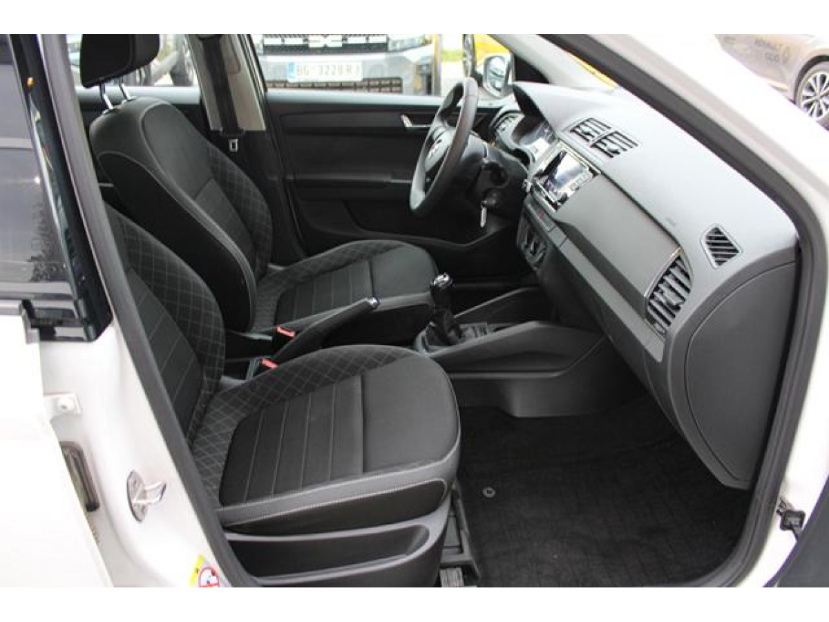 Škoda Fabia 1.0 TSI AMBITION 