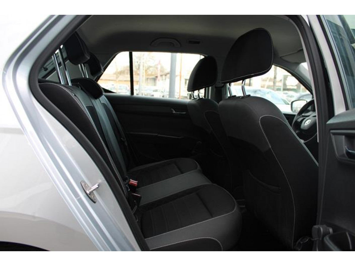Škoda Fabia 1.0 TSI Ambition DSG 