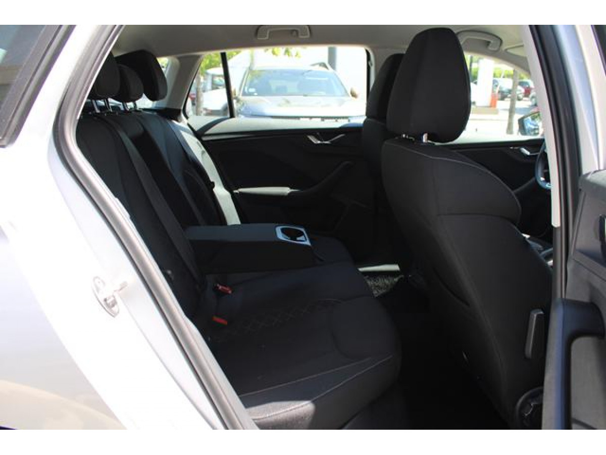 Škoda Scala 1.0 TSI AMBITION DSG 