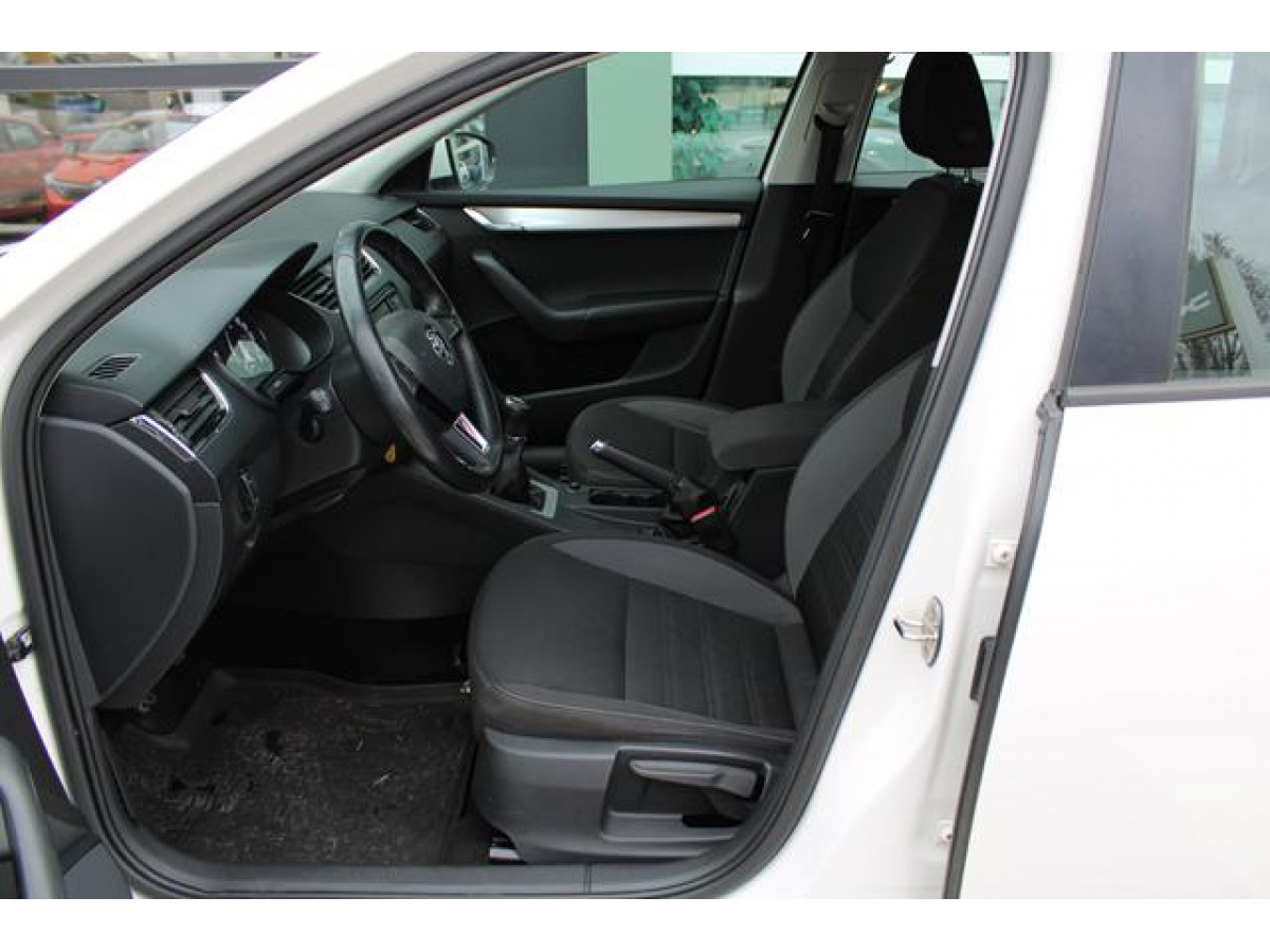 Škoda Octavia 1.6 TDI AMBITION 