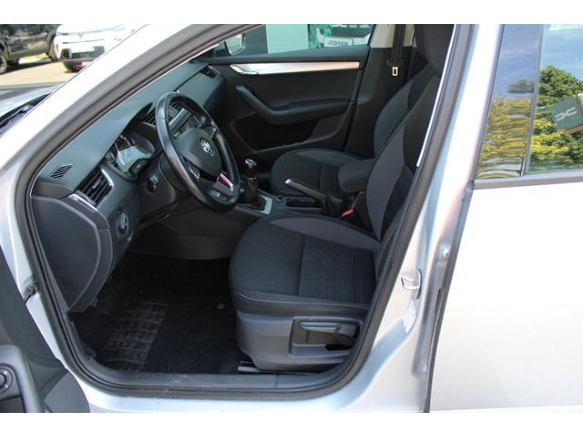 Škoda Octavia 1.6 TDI Ambition SW 