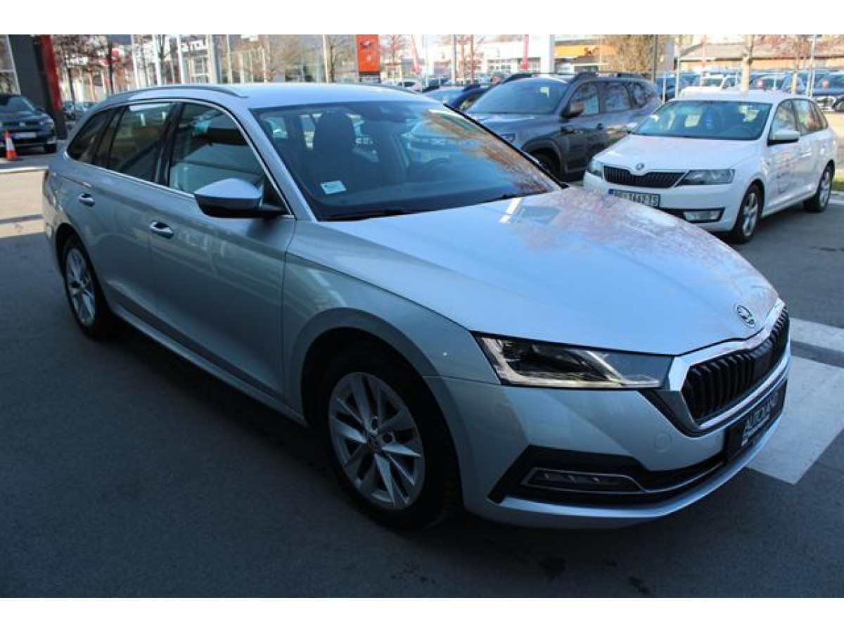 Škoda Octavia 2.0 TDI STYLE DSG 