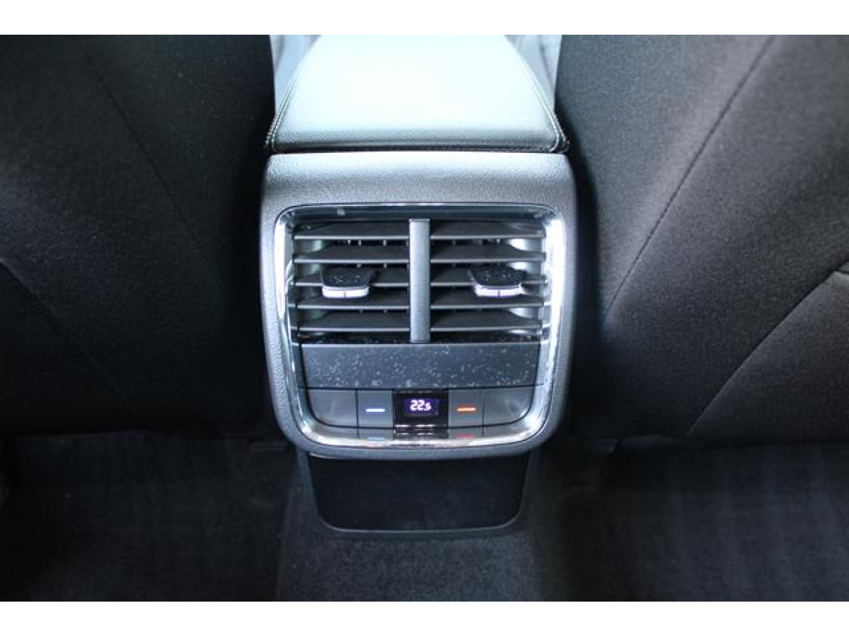 Škoda Octavia 2.0 TDI STYLE DSG 