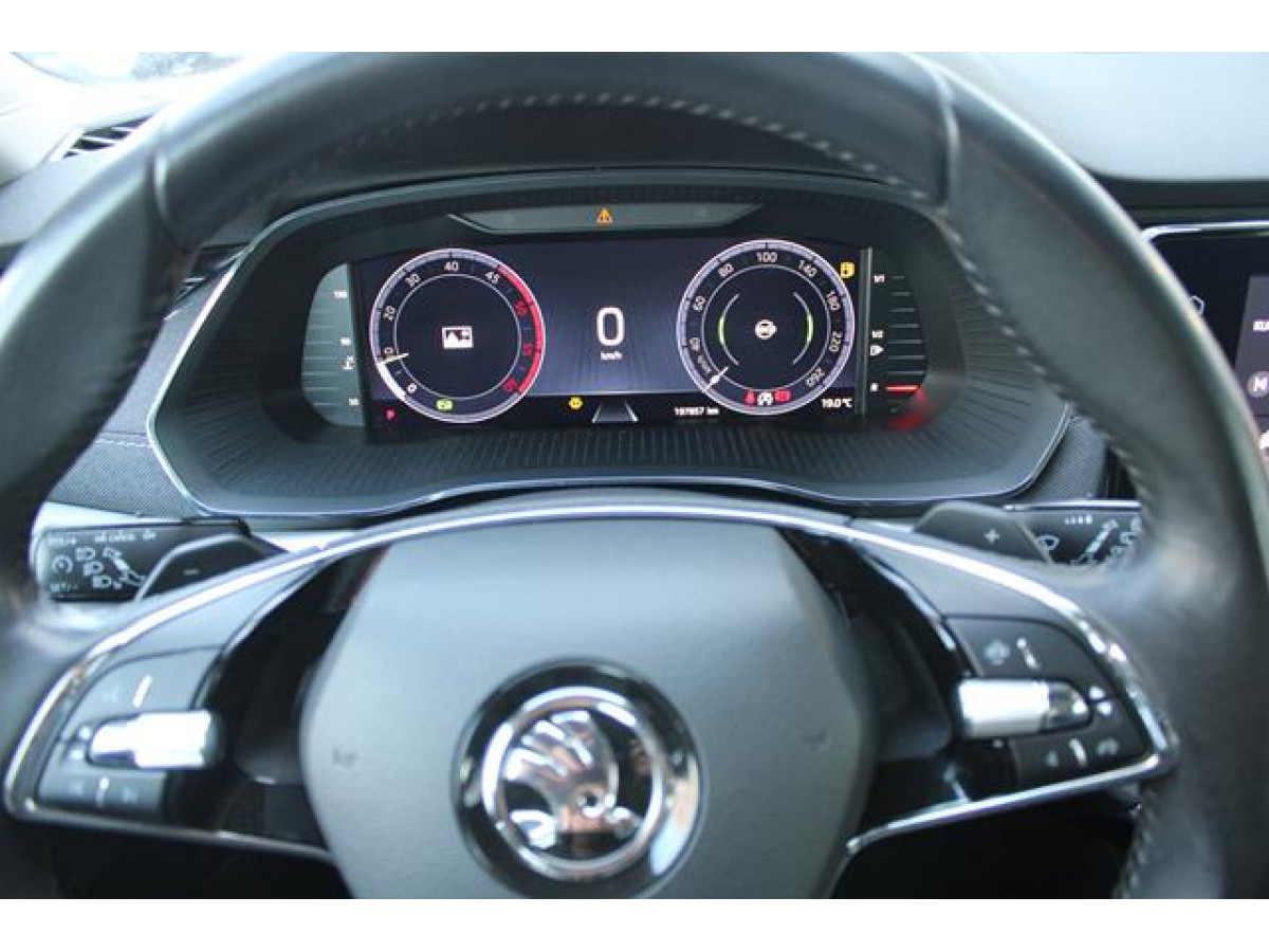 Škoda Octavia 2.0 TDI STYLE DSG 