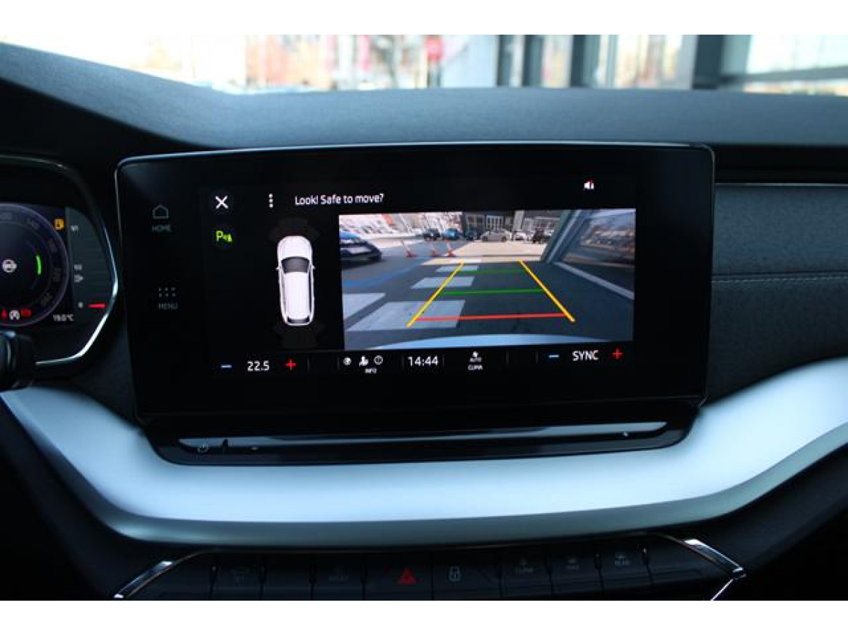 Škoda Octavia 2.0 TDI STYLE DSG 