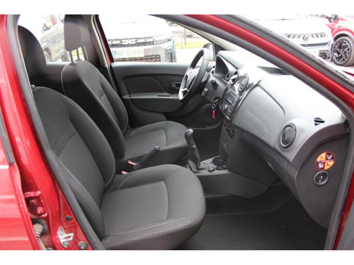 Dacia Sandero 1.2 Essential 