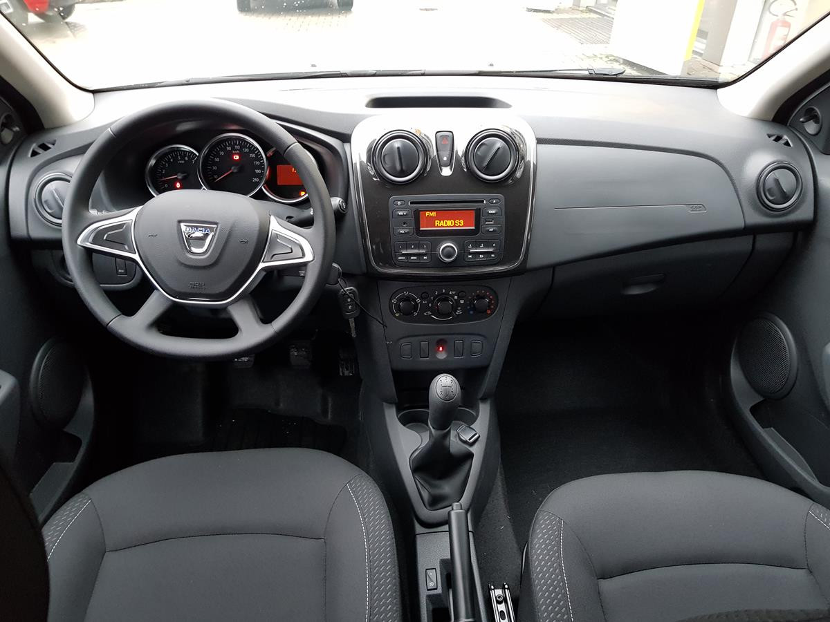 DACIA SANDERO Essential 1.0 Sce 75 