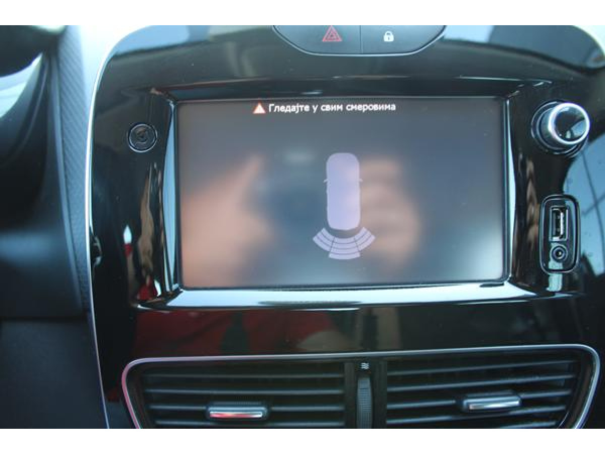 Renault Clio 1.2 tCe Intens EDC 