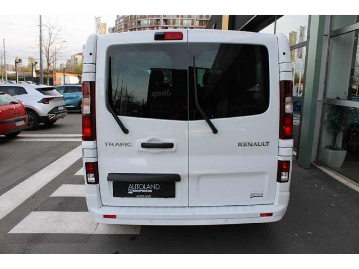 Renault Trafic 2.0 dCi 