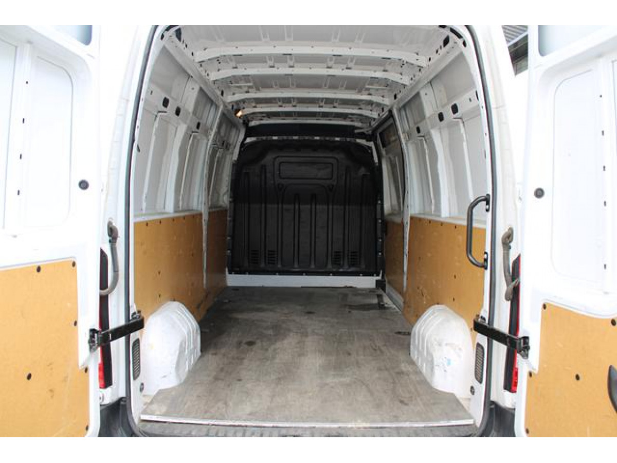 Renault Master 2.3 dCi 