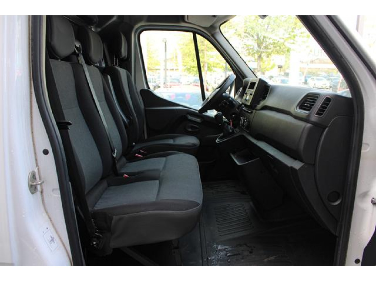 Renault Master 2.3 dCi 