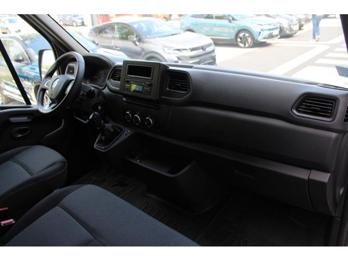 Renault Master 2.3 dCi 