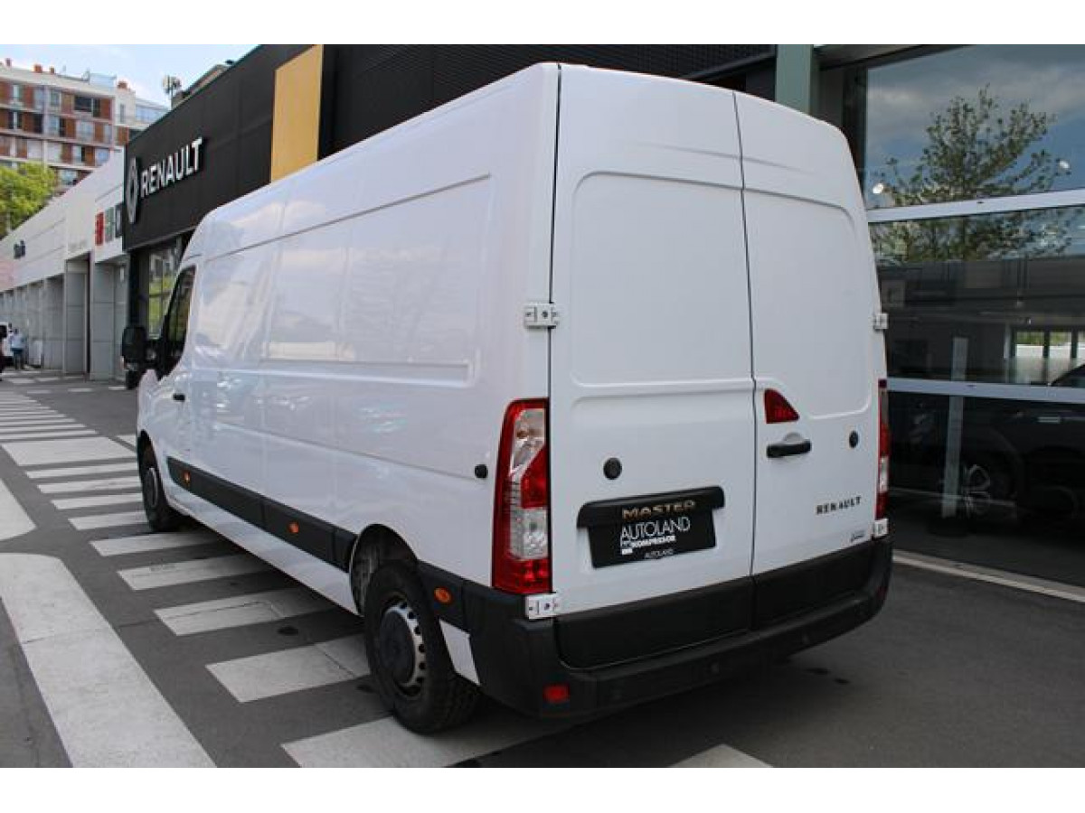 Renault Master 2.3 dCi 