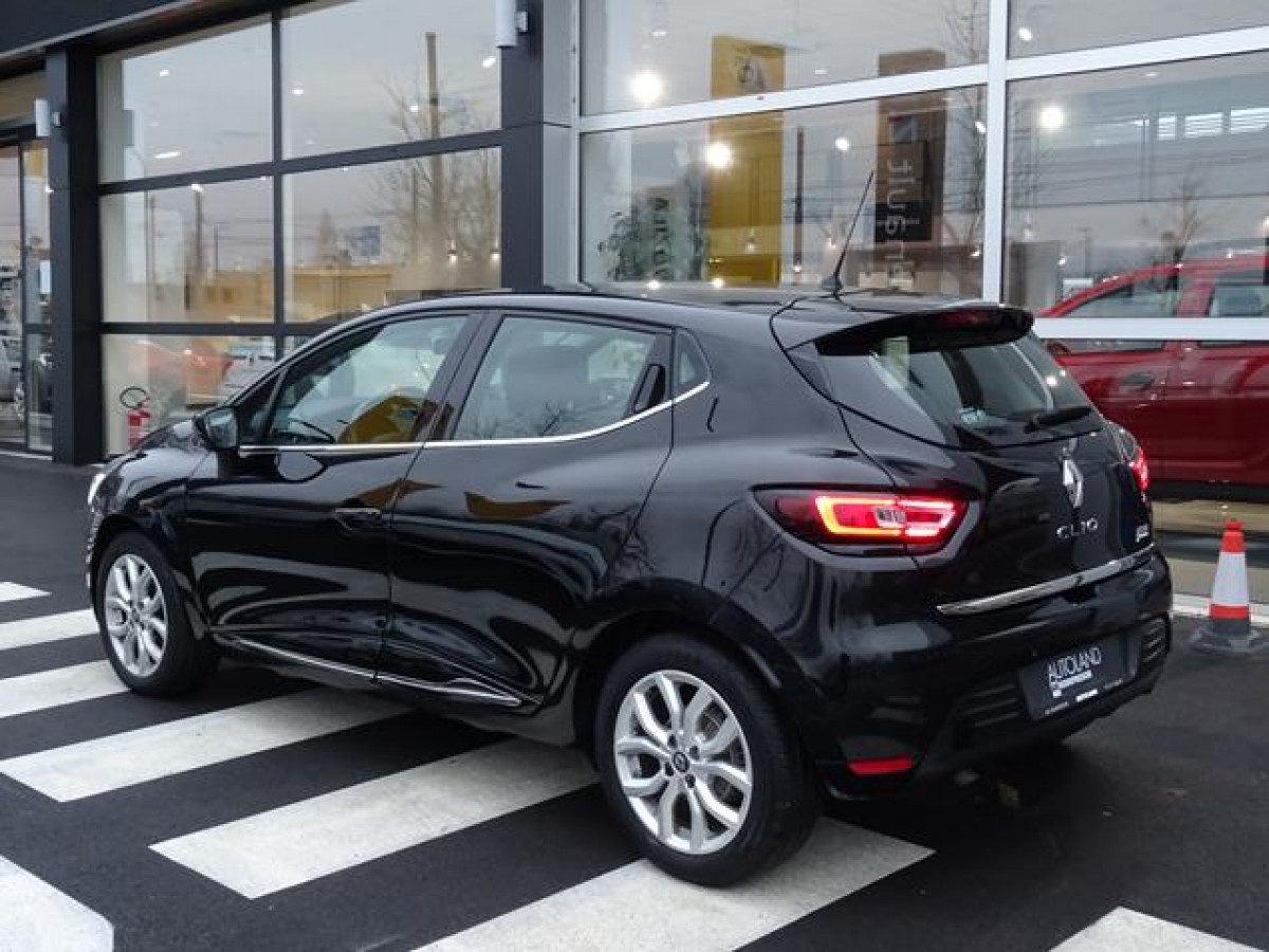 Renault Clio 1.5 dCi INTENS EDC 