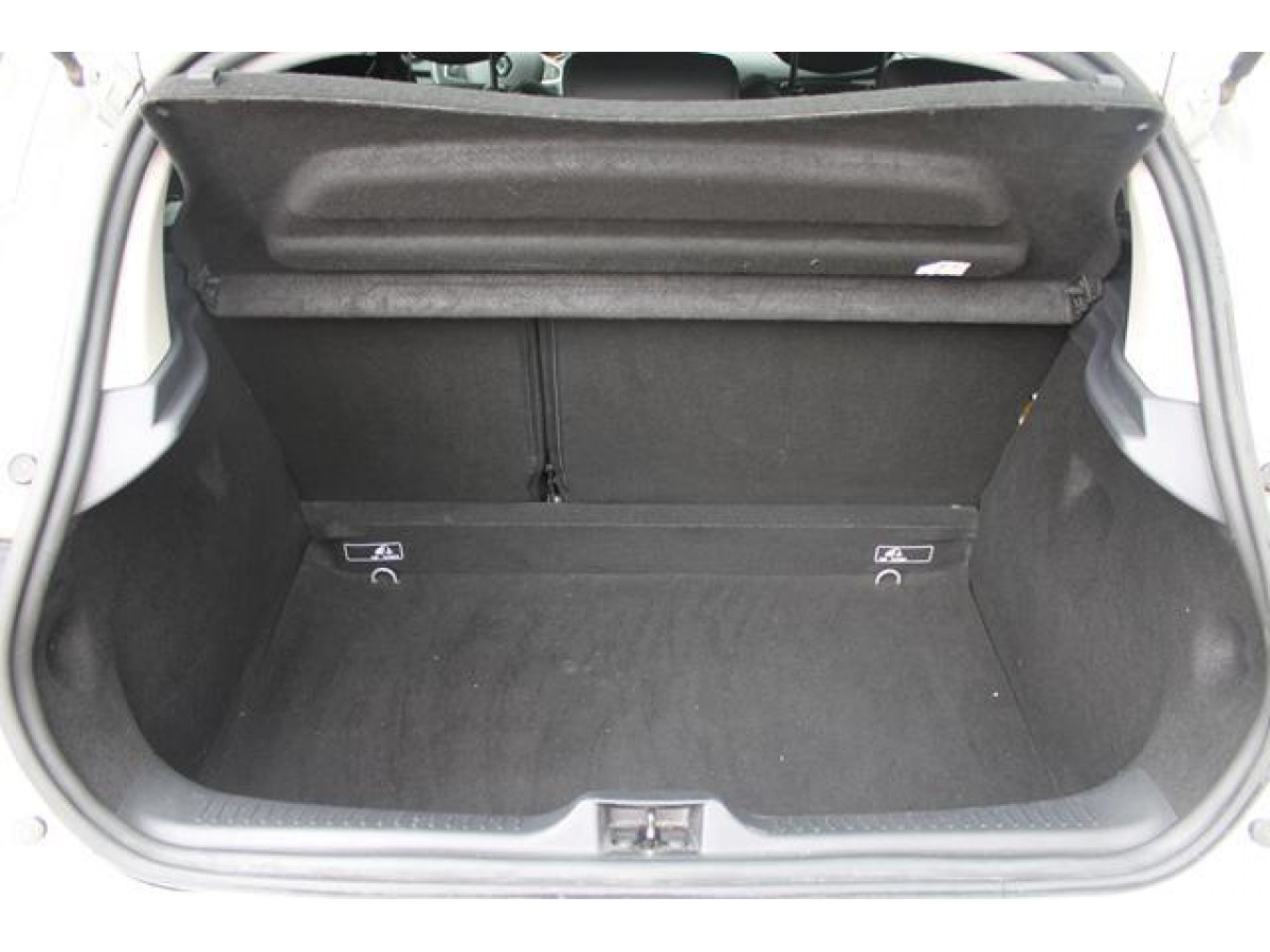 Renault Clio 0.9 tCe LIMITED 