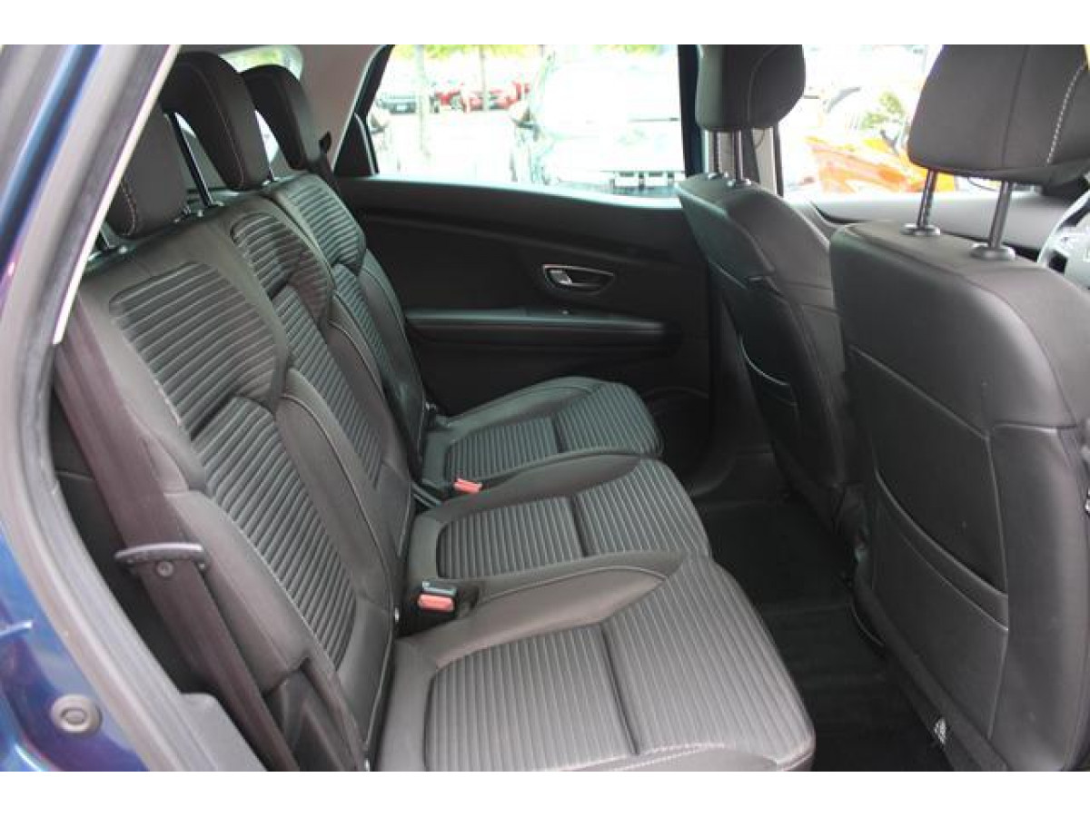 Renault Scenic 1.8 dCi 