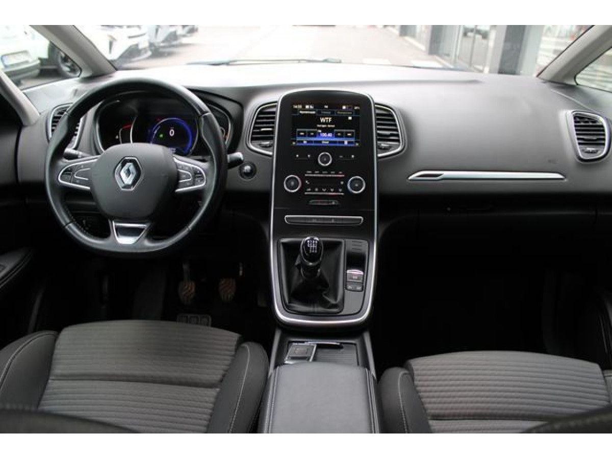 Renault Scenic 1.8 dCi 
