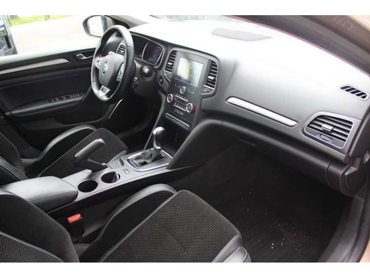 Renault Megane 1.5 dCi LIMITED EDC 