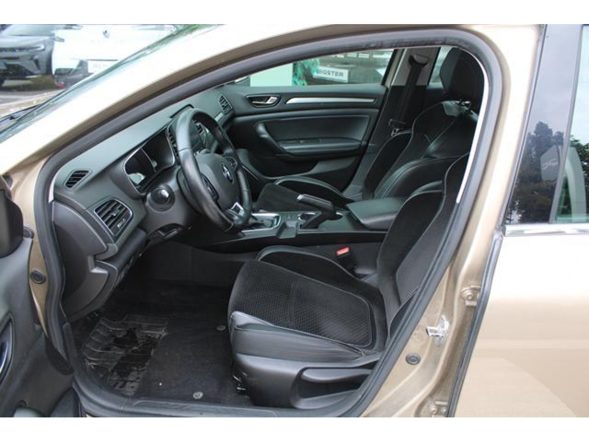 Renault Megane 1.5 dCi LIMITED EDC 