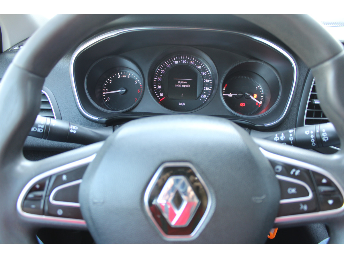 Renault Megane 1.6 sCe 
