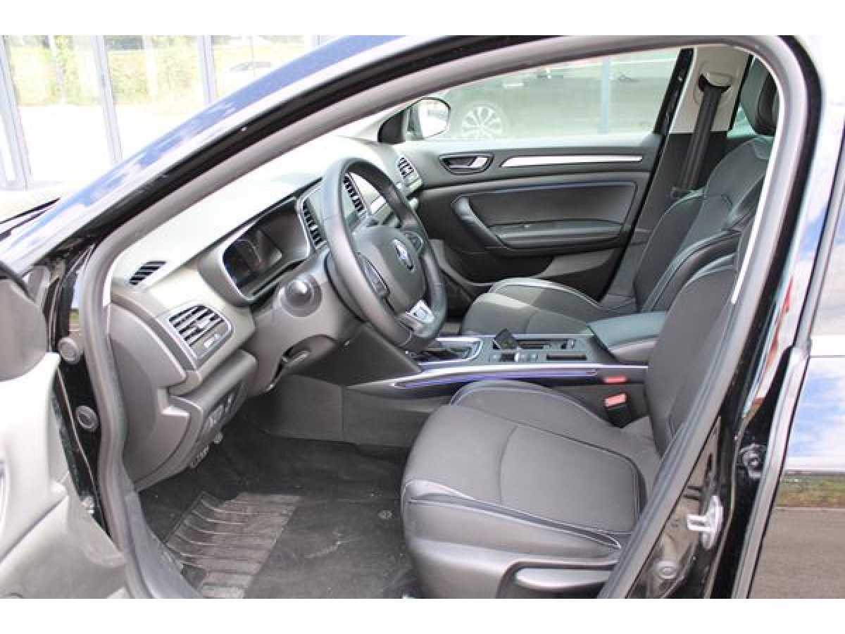 Renault Megane 1.5 dCi EDC 
