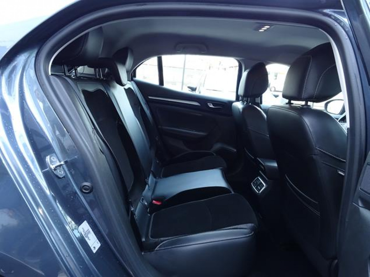 Renault Megane 1.5 dCi EDC Intens 