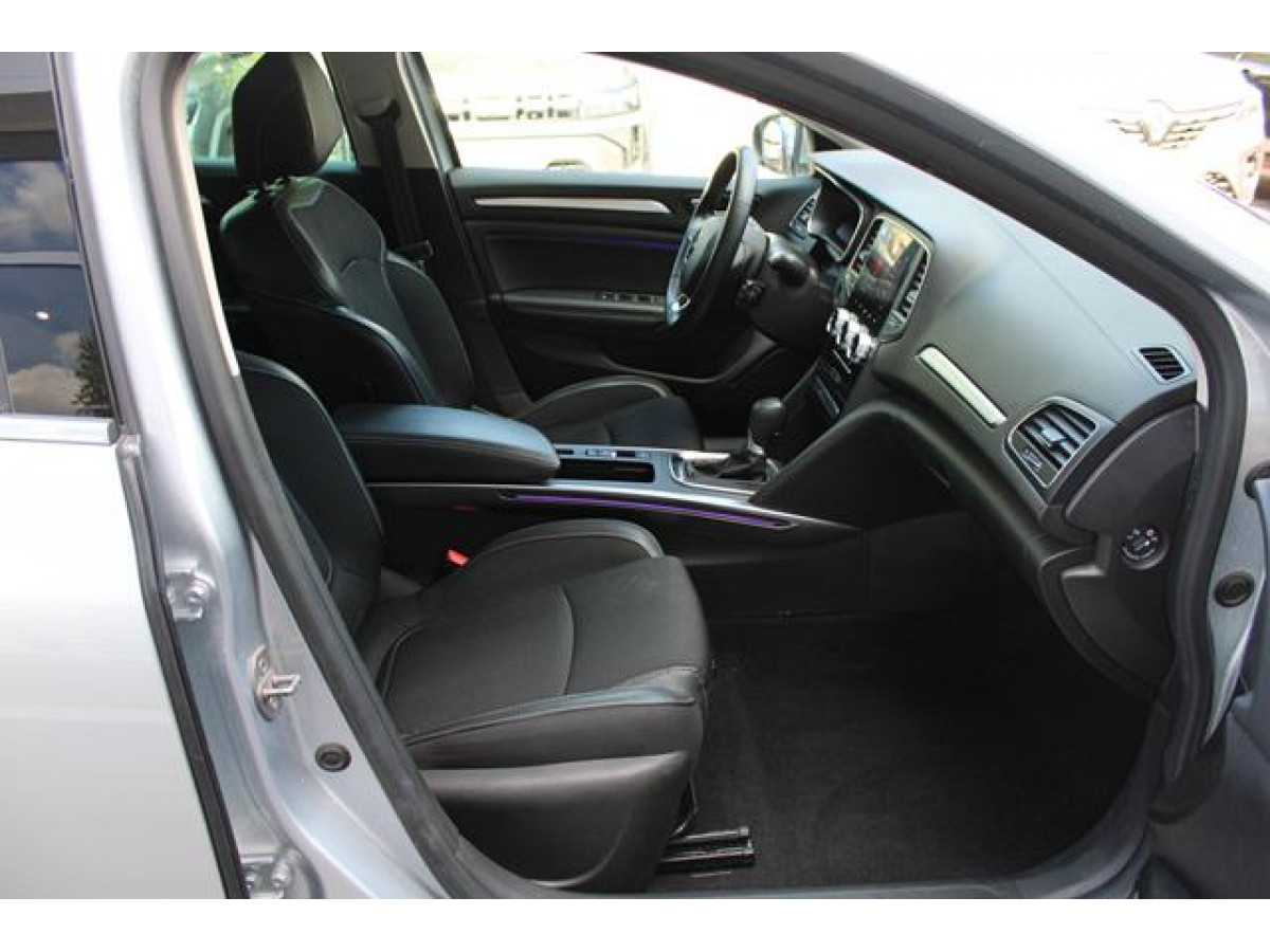 Renault Megane 1.5 dCi EDC 