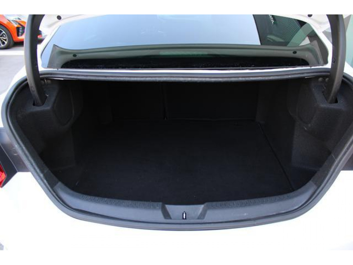 Renault Megane 1.3 tCe Limited 