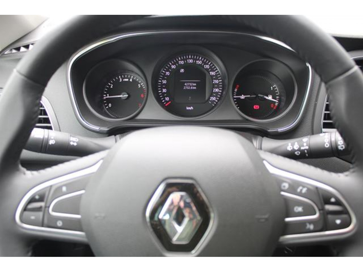Renault Megane 1.3 tCe LIMITED 