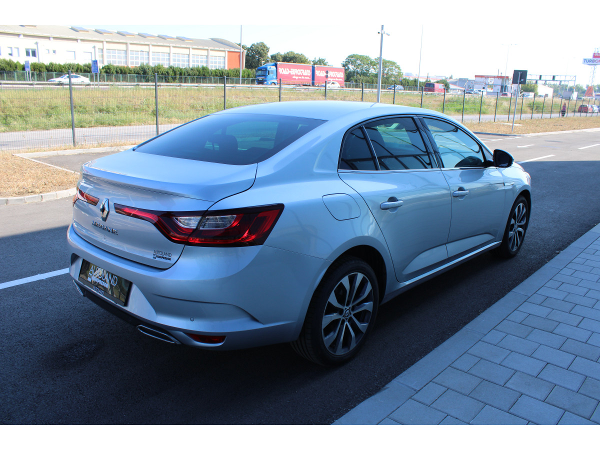 Renault Megane 1.5 dCi EDC 