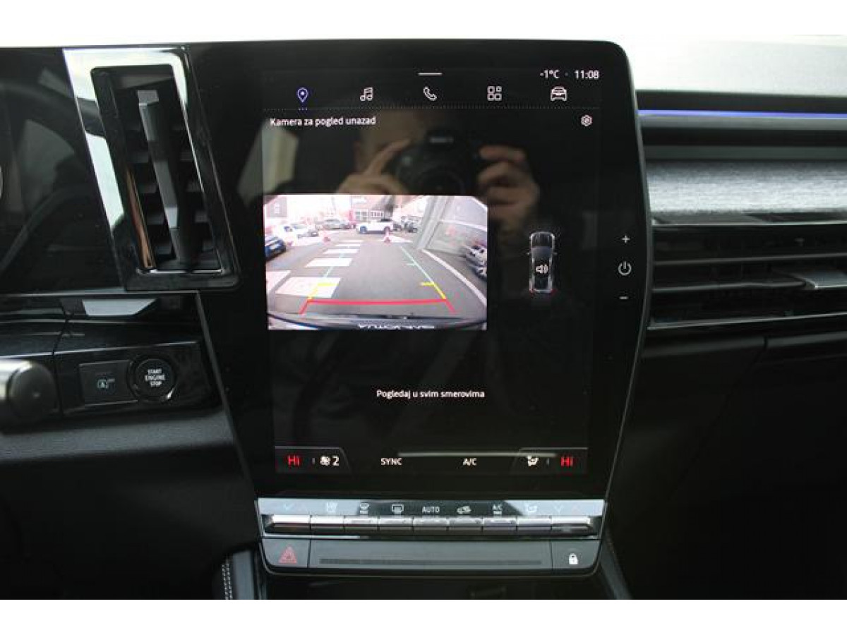 Renault Austral 1.3 tCe Hybrid DCT 