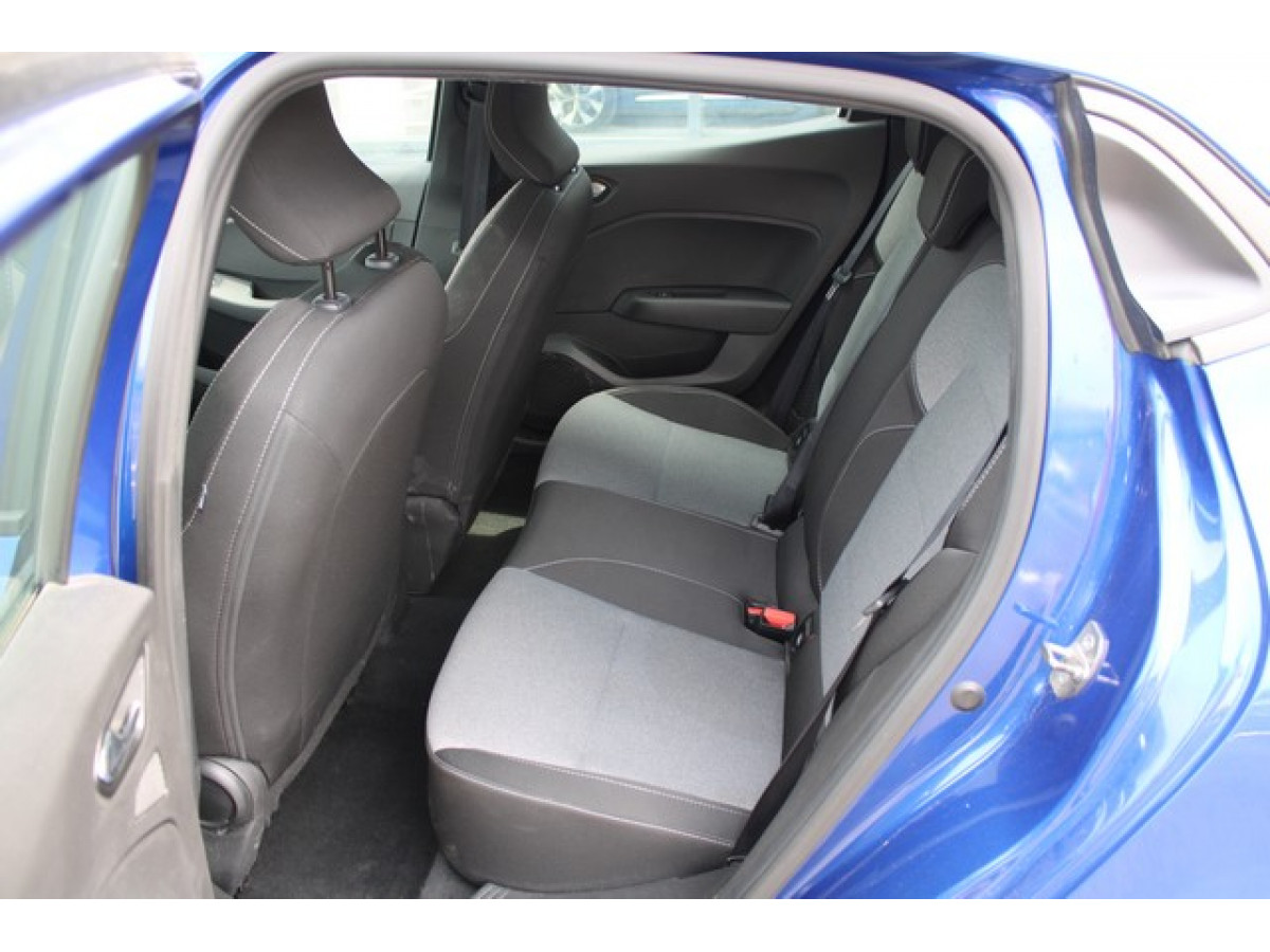 Renault Clio 1.6 E-tech Hybrid 
