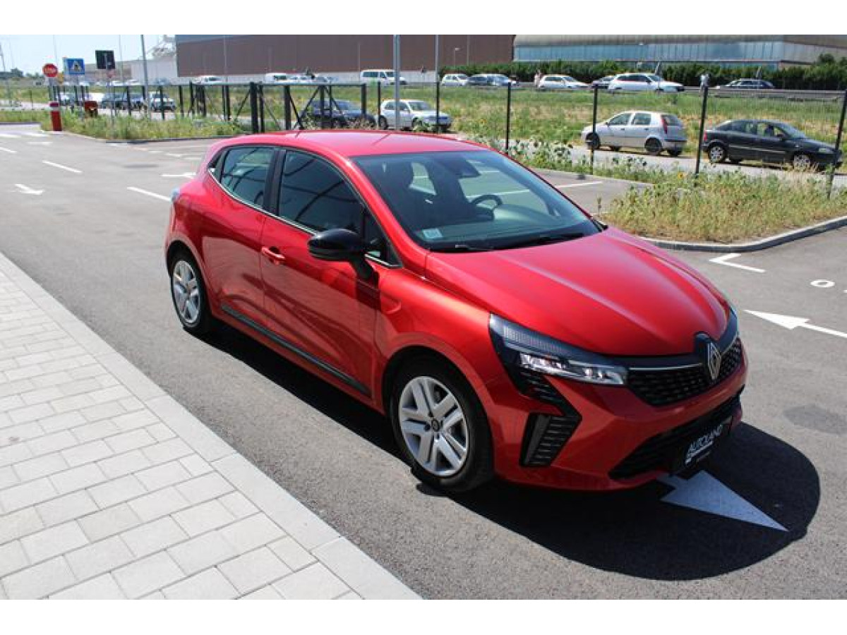 Renault Clio 1.6 E-tech Hybrid 