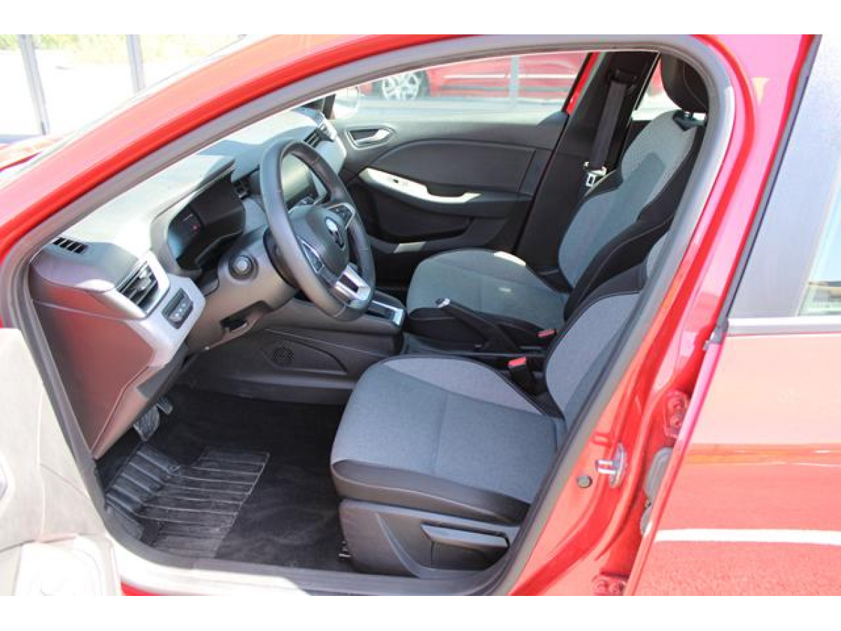 Renault Clio 1.6 E-tech Hybrid 