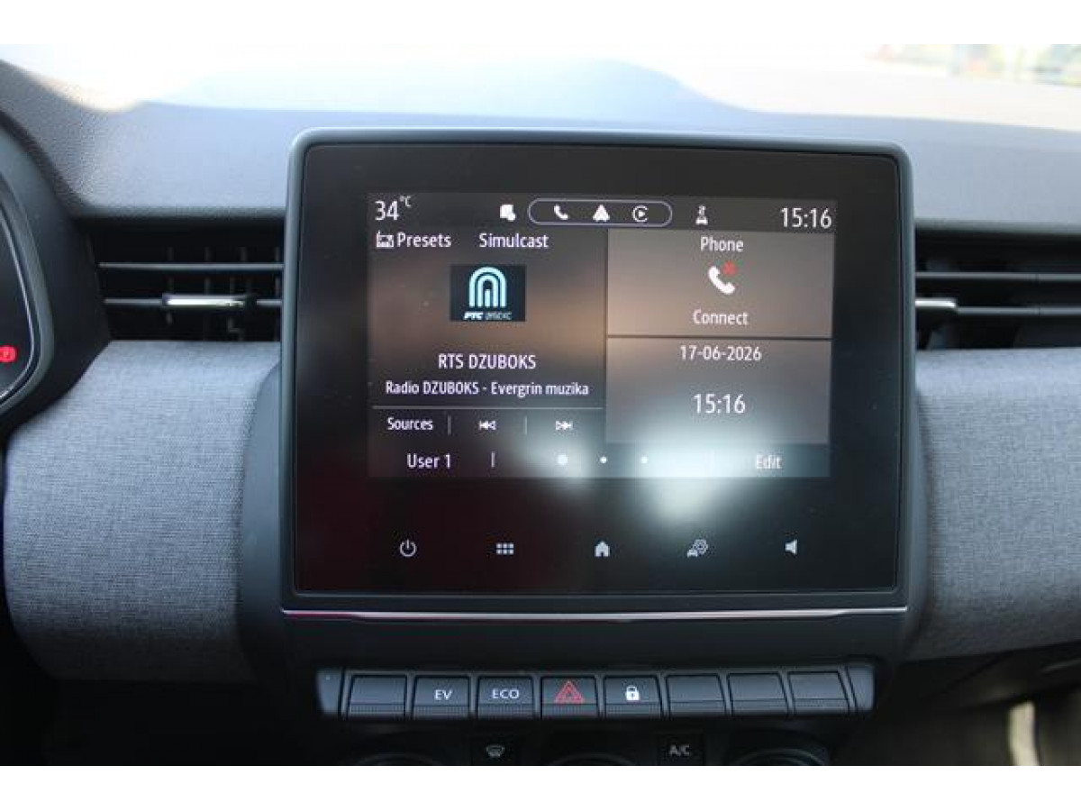 Renault Clio 1.6 E-tech Hybrid 