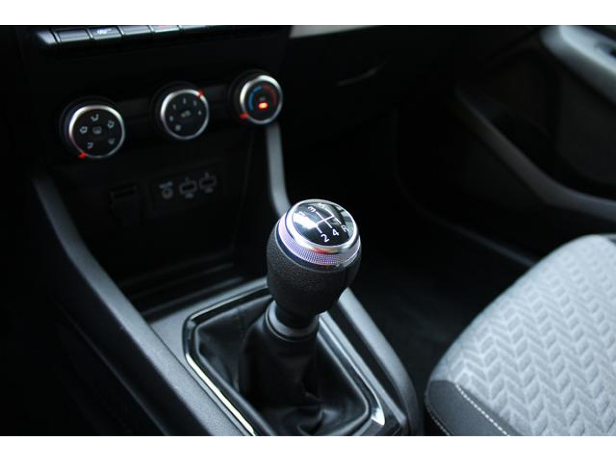 Renault Clio 1.0 sCe Limited 