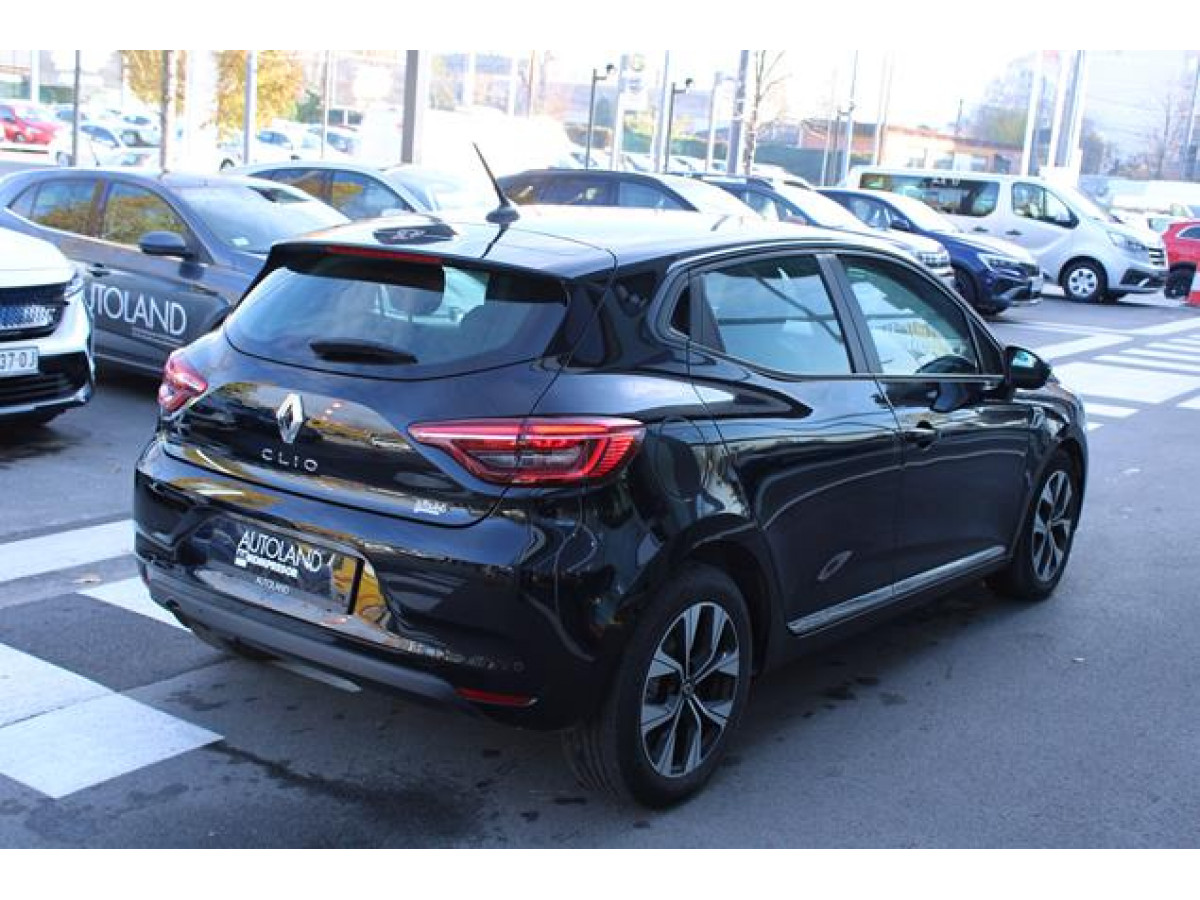 Renault Clio 1.0 tCe Limited CVT 