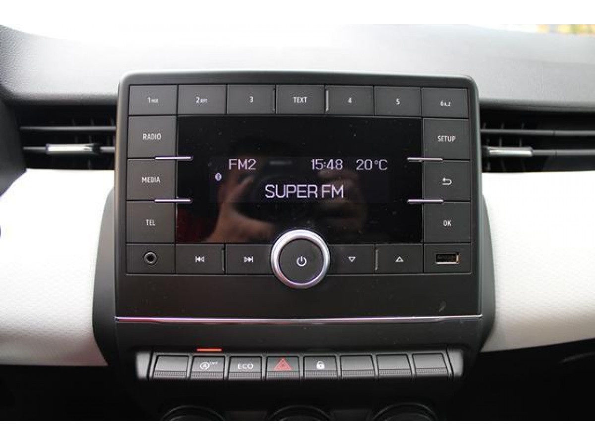 Renault Clio 1.0 tCe Limited 