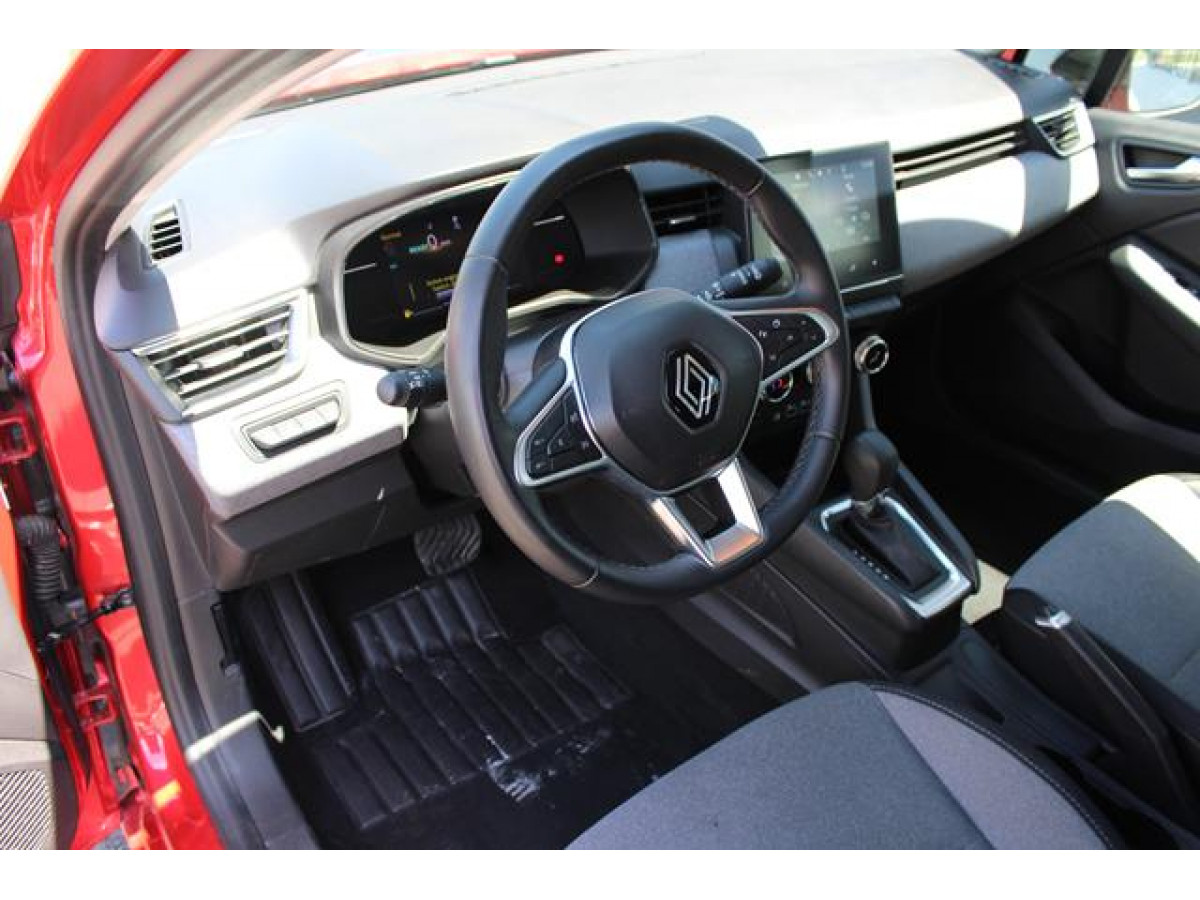 Renault Clio 1.6 E-tech Hybrid 