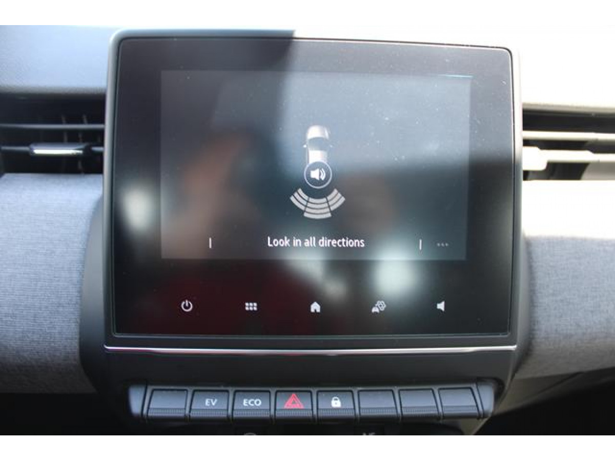 Renault Clio 1.6 E-tech Hybrid 