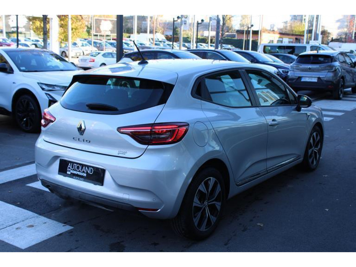 Renault Clio 1.0 tCe Limited CVT 