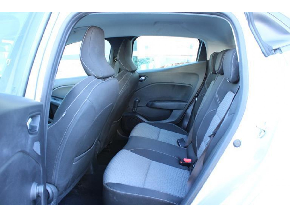 Renault Clio 1.0 tCe Limited CVT 