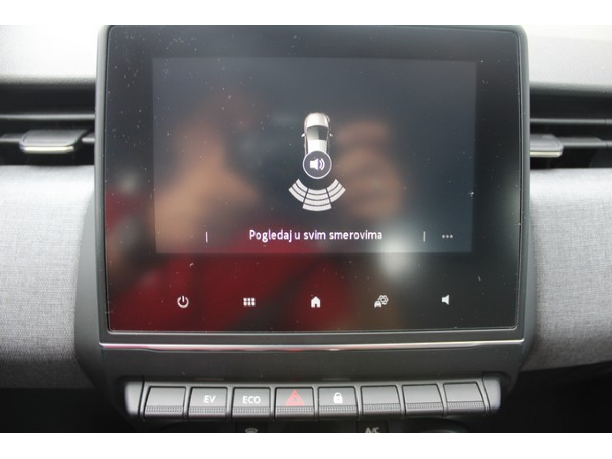 Renault Clio 1.6 E-tech Hybrid 