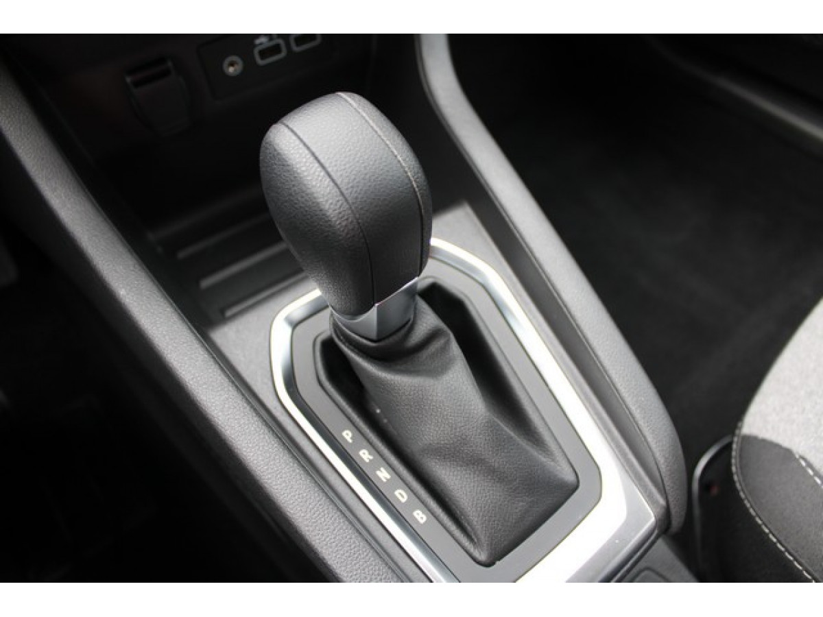 Renault Clio 1.6 E-tech Hybrid 