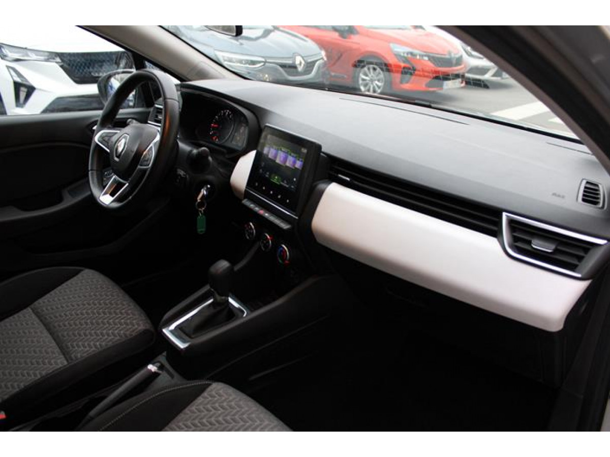 Renault Clio 1.0 tCe Limited CVT 