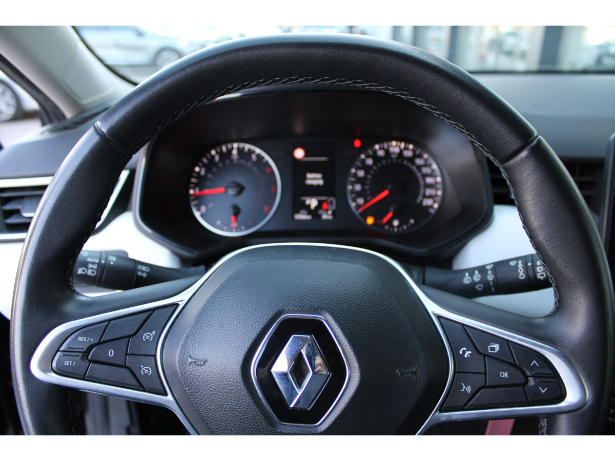 Renault Clio 1.0 tCe Limited CVT 