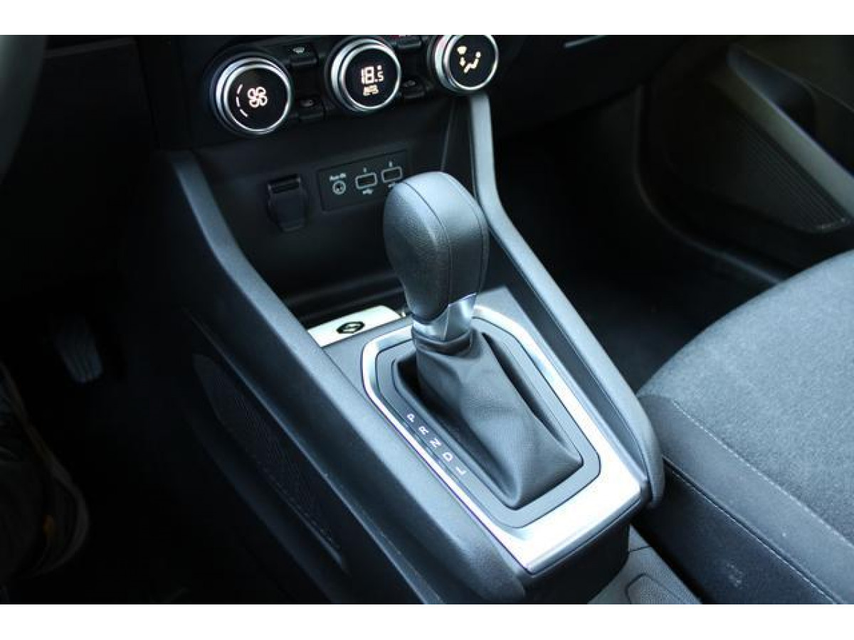 Renault Clio 1.0 TCE Intens CVT 