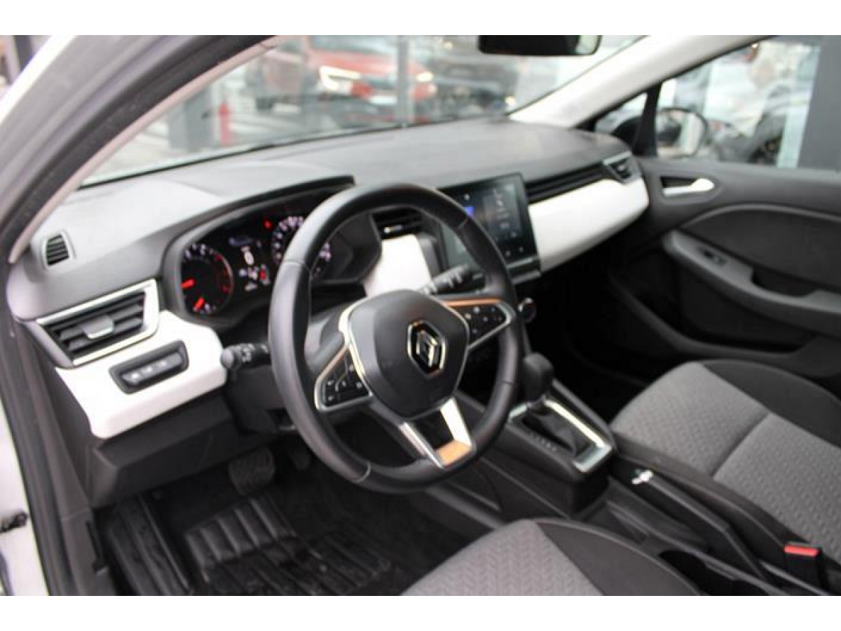 Renault Clio 1.0 tCe Limited CVT 
