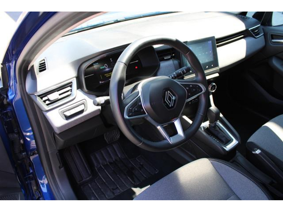 Renault Clio 1.6 E-tech Hybrid 